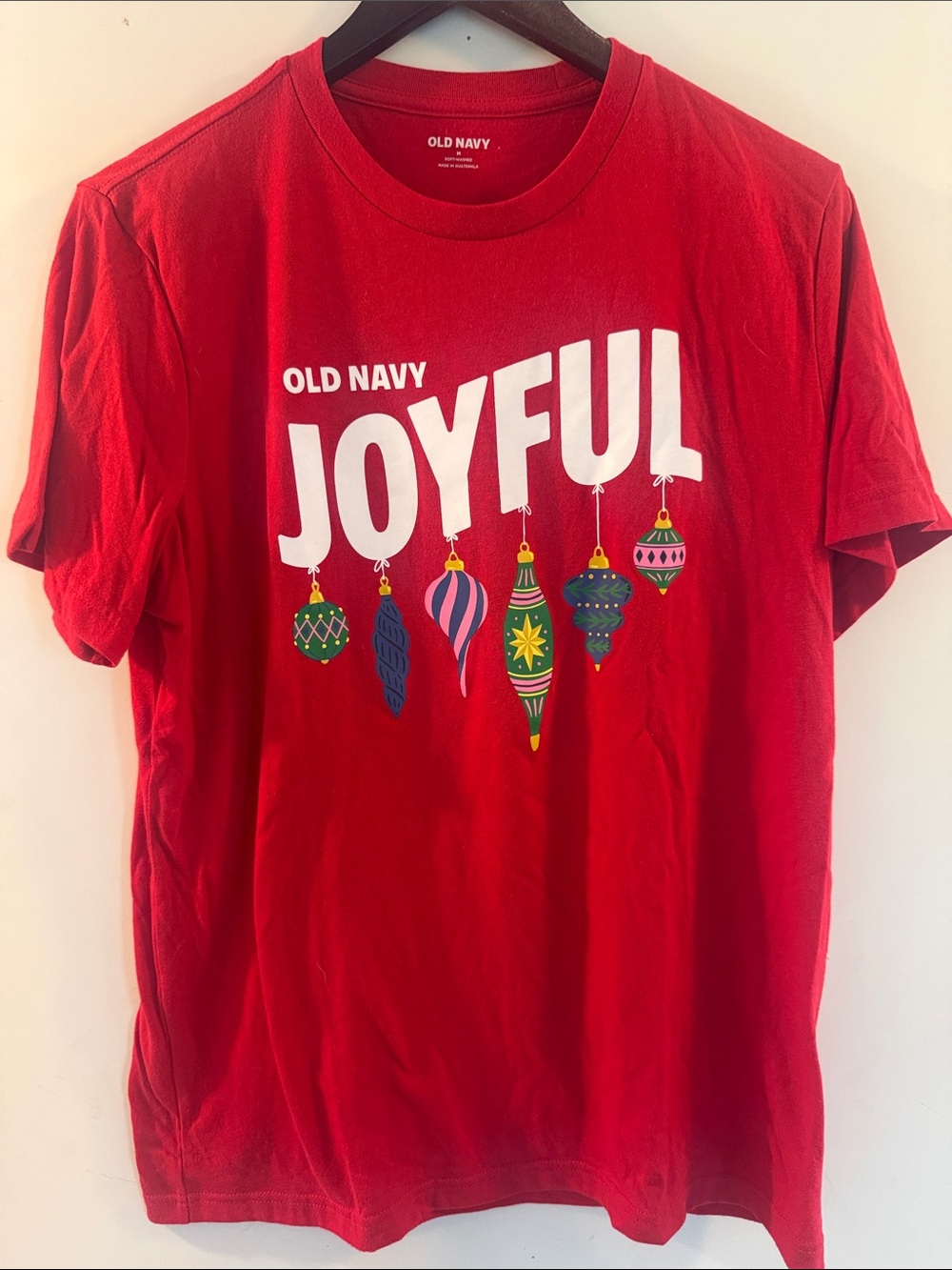 Old Navy Gender Neutral Red 'Joyful' Holiday Cotton Graphic Tee Sz Medium EUC